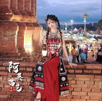 את הכי יפה האני הנסיכה אדום החזה עטופה שמלה ארוכה להגדיר בשישואנגבנה סין